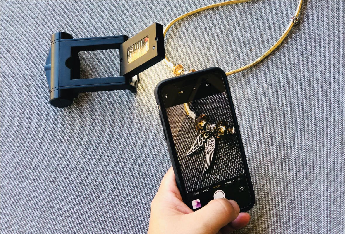 DIMMABLE LED TRIPOD MOUNT LIGHT 